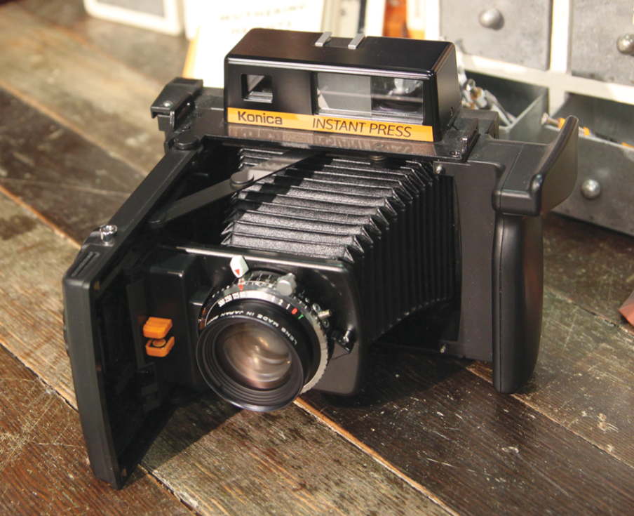 10021b | Konica Instant Press
