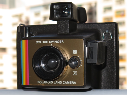 10022 | Colour Swinger