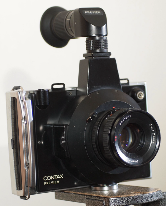10023 | contax preview (02)