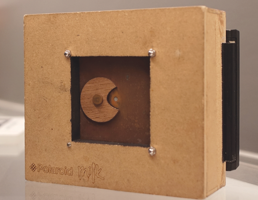 10023 | milk pinhole (sample)