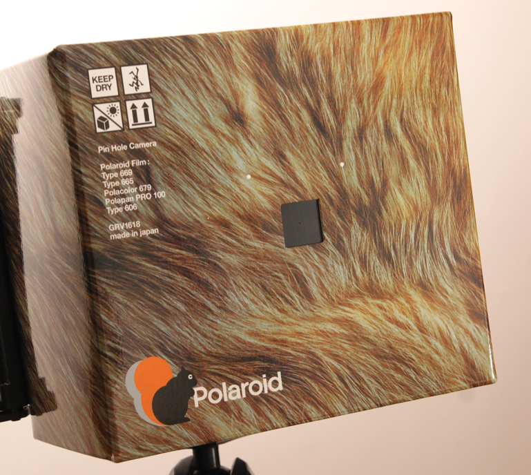 10023 | pin-hole relax magazine polaroid