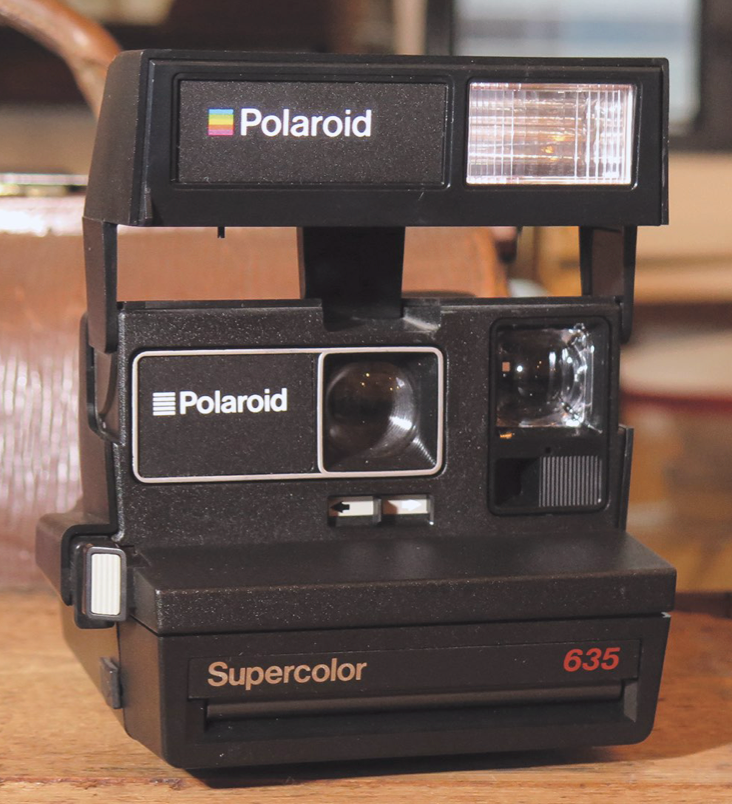 10042 | Supercolor 635 sample camera