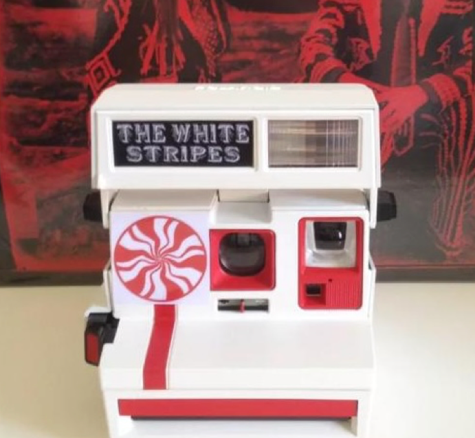 10042b | retrospekt white stripes