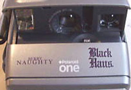 10046 | one (05) Black Haus Berry Naughty