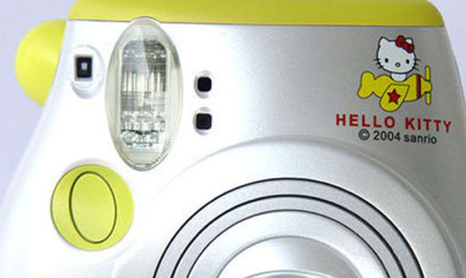 10201 | instax mini 20 Hello Kitty (08)
