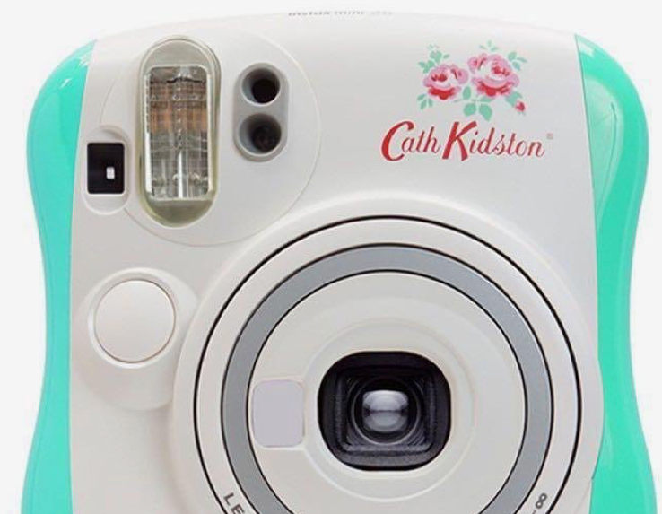 10201 | instax mini 25 Cath Kidston (02)