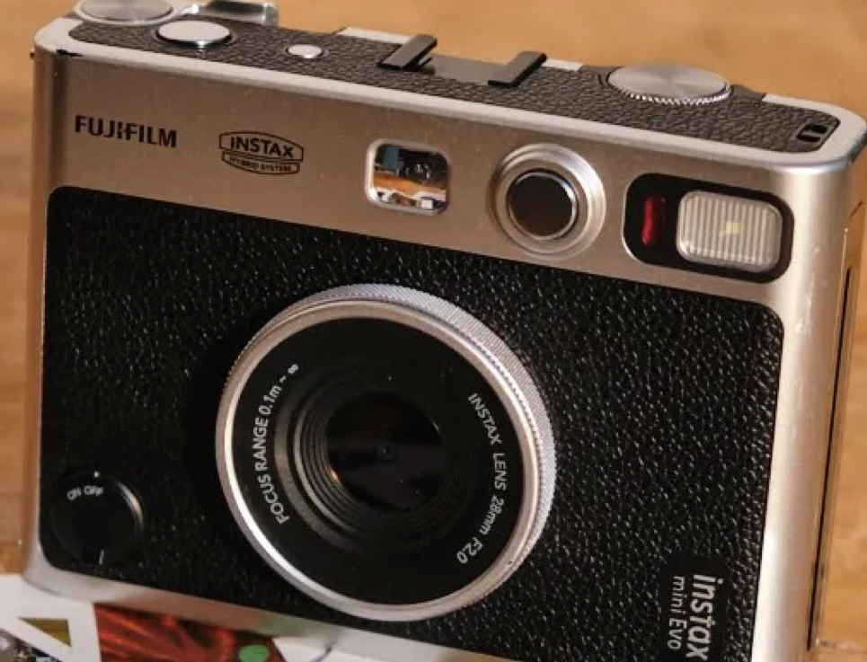 10203 | instax evo (01) black
