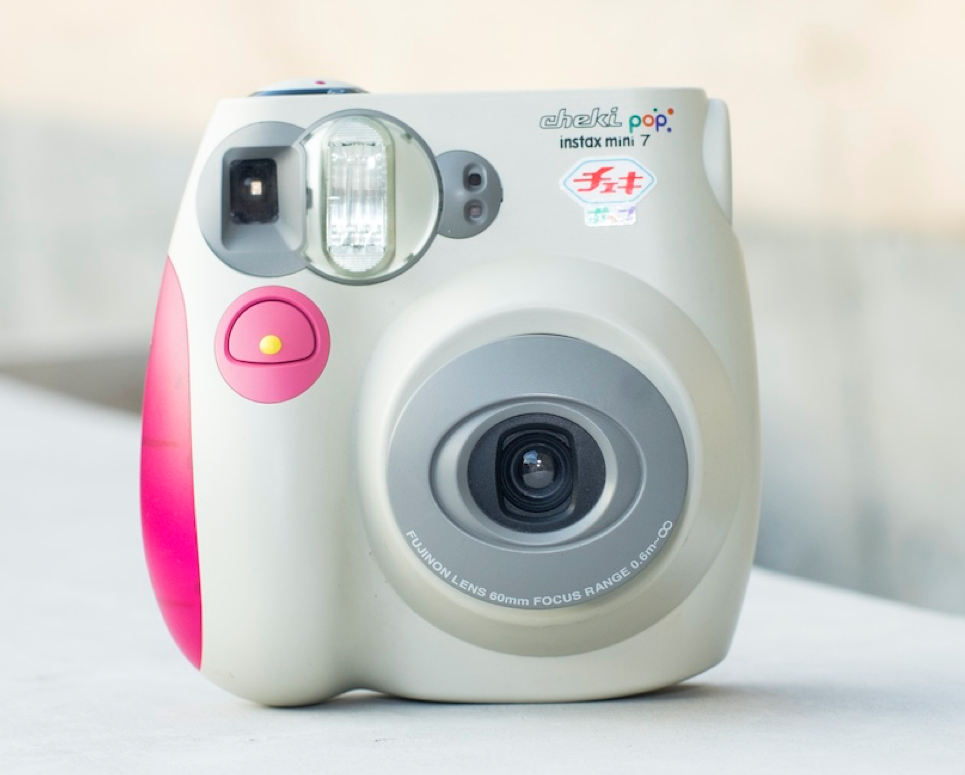 10202 | instax mini 7 (01) cheki pop red
