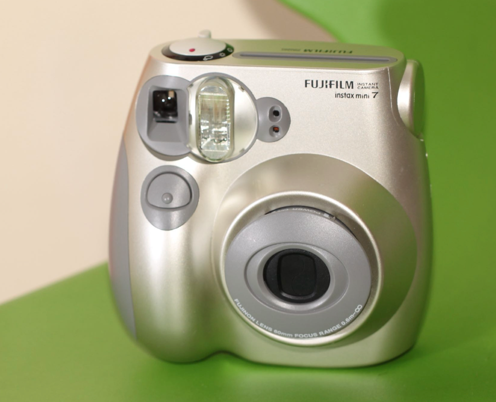 10202 | instax mini 7 (02) light silver