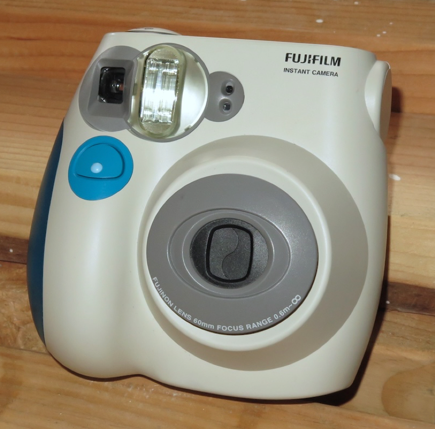 10202 | instax mini 7s (01) white / blue (01)