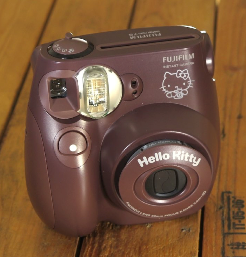 10202 | instax mini 7s hello kitty (01)