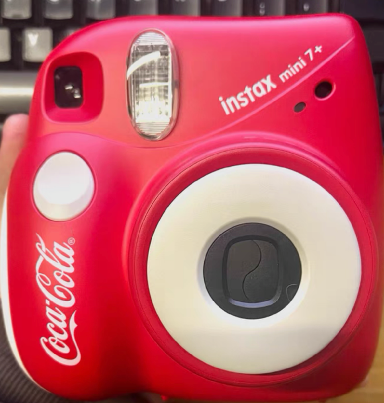 10202 | instax mini 7+ coca cola