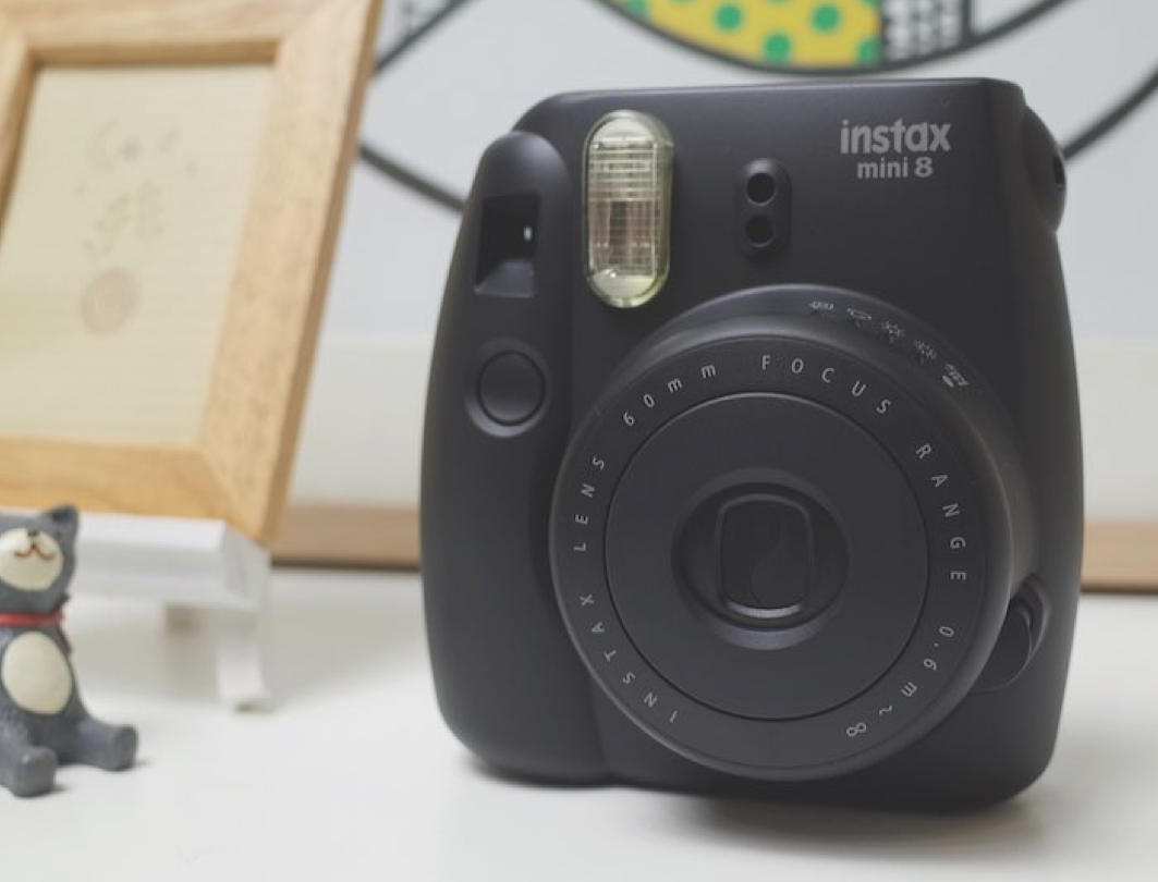 10202 | instax mini 8 (01) black (02)