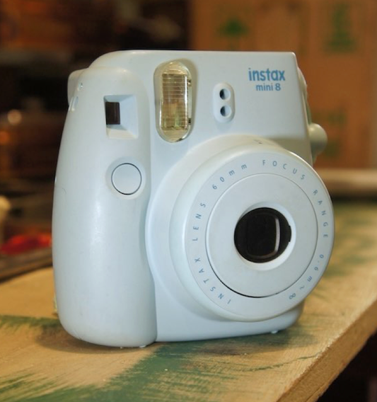 10202 | instax mini 8 (01) light blue (02)
