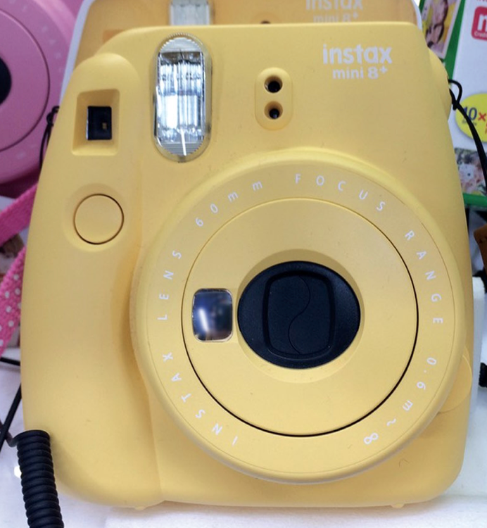 10202 | instax mini 8+ (01) honey