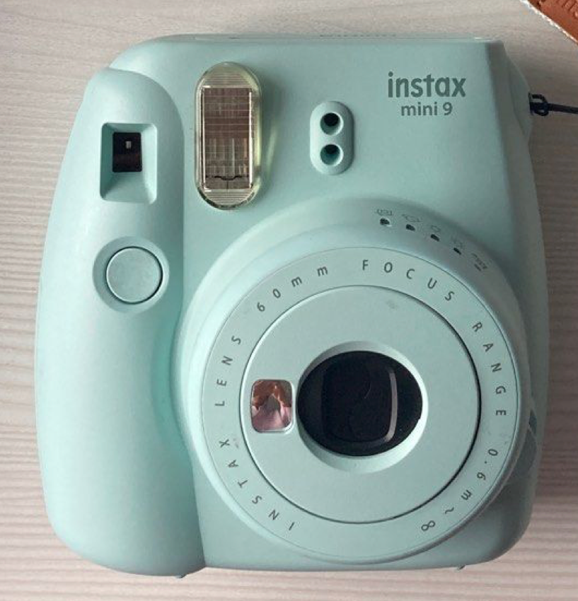 10202 | instax mini 9 (01) ice blue