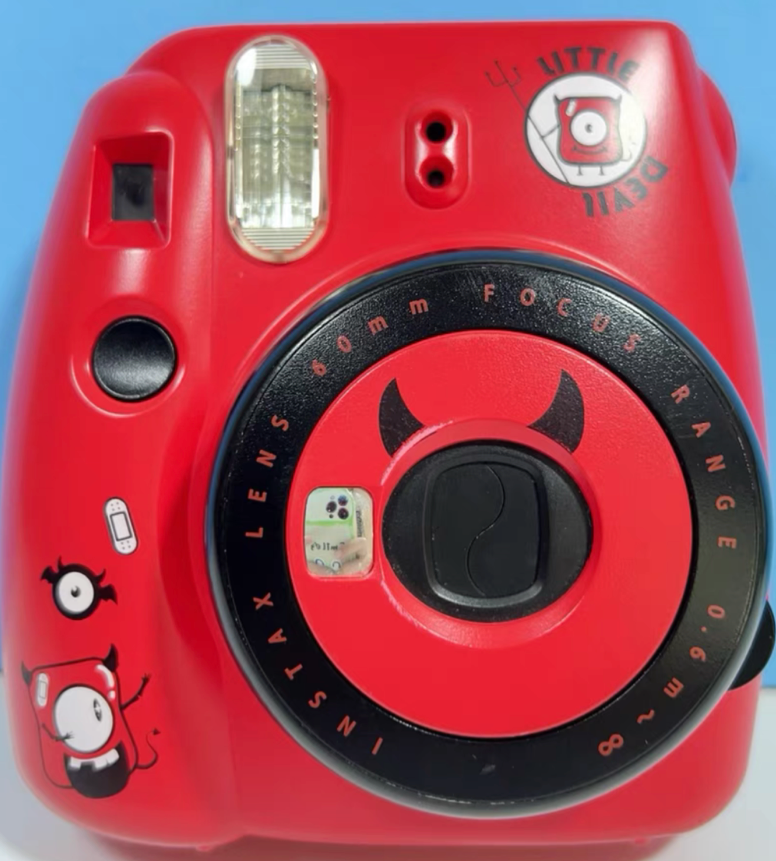 10202 | instax mini 9 little devil