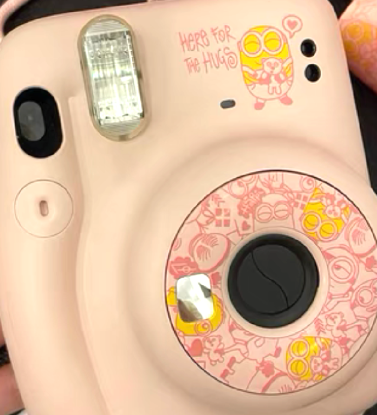 10202a | instax mini 11 minions