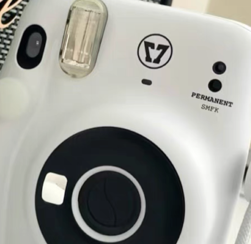 10202a | instax mini 11 Permanent SMFK