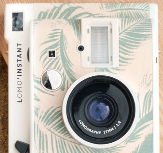 10204 | LOMO (01) instant Honolulu