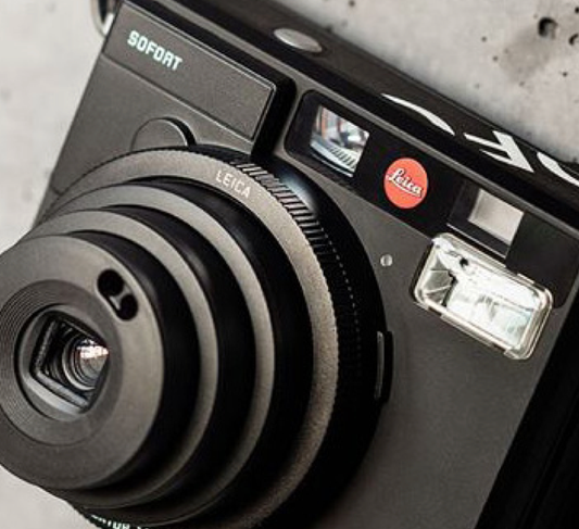 10204 | Leica sofort (01) black