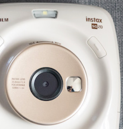 10211 | instax SQ20 white