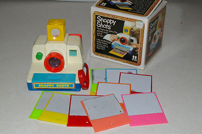 30521 | toys 1979 Snappy Shots Toy Camera by Tomy