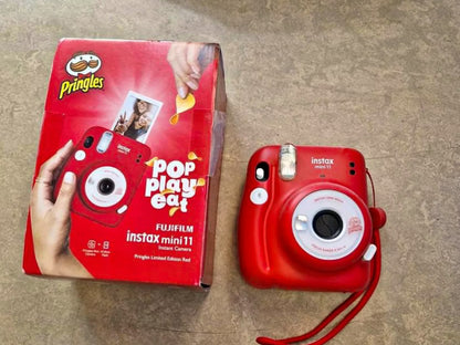 10202a | instax mini 11 pringles