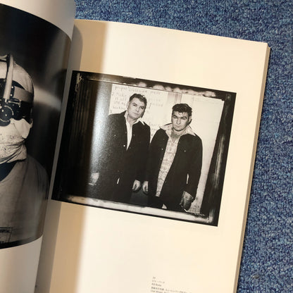 40010 | American  Perspectives: Photographs from the  Polaroid Collection