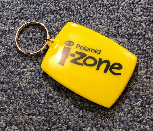 30071 | i-zone keychain (01)
