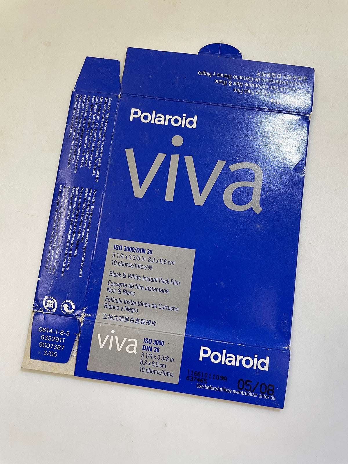 20024 | viva b/w (01) | 0614-1-8-5 633291T 9007387 3/05