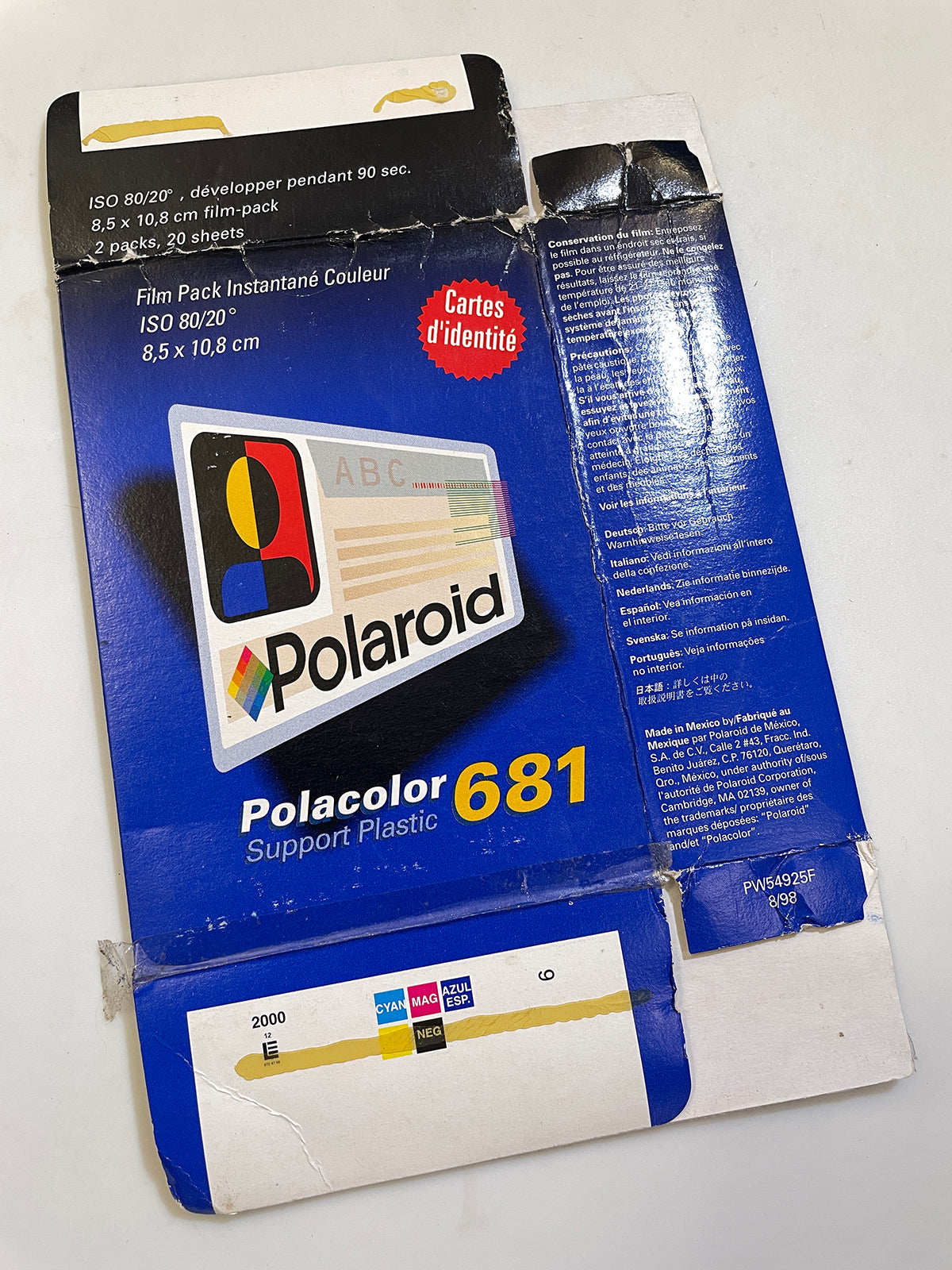 20021 | 681 (02) | PW54925F 8/98