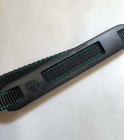 30301 | camera strap 003 (green line)