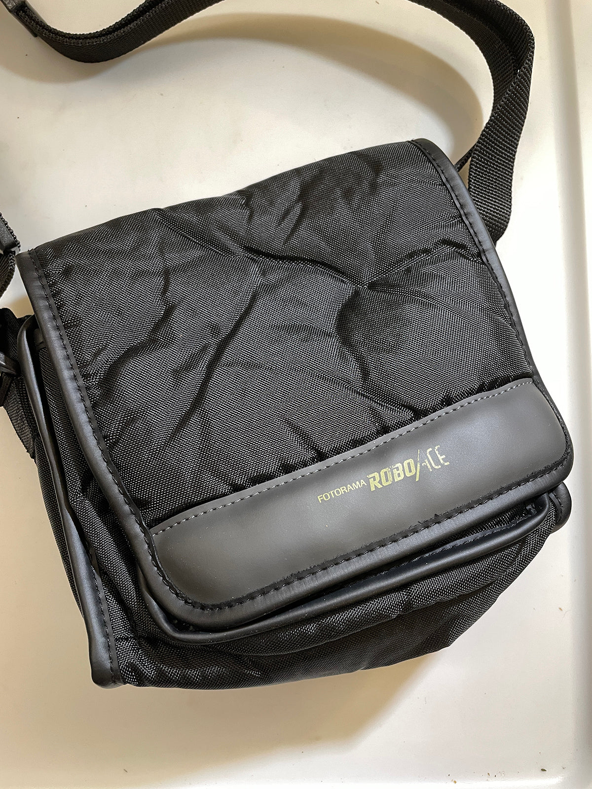 30301 | camera case 005 robo ACE