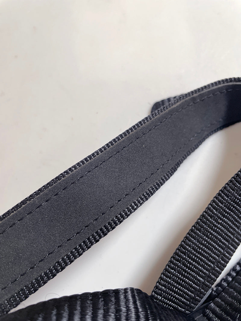 30051 | camera strap 007