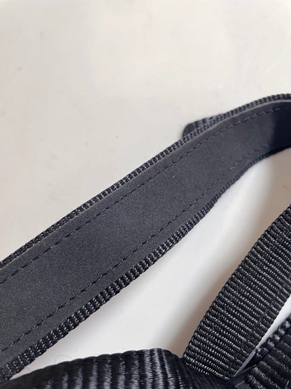 30051 | camera strap 007