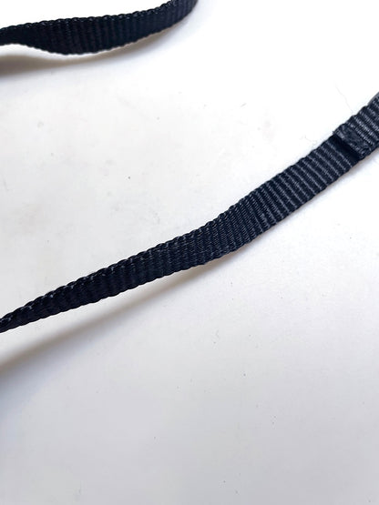 30051 | camera strap 008 not adjustable