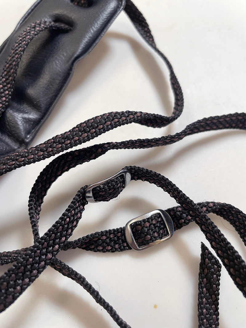 30401 | camera strap 002