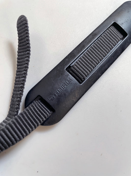 30301 | camera strap 005