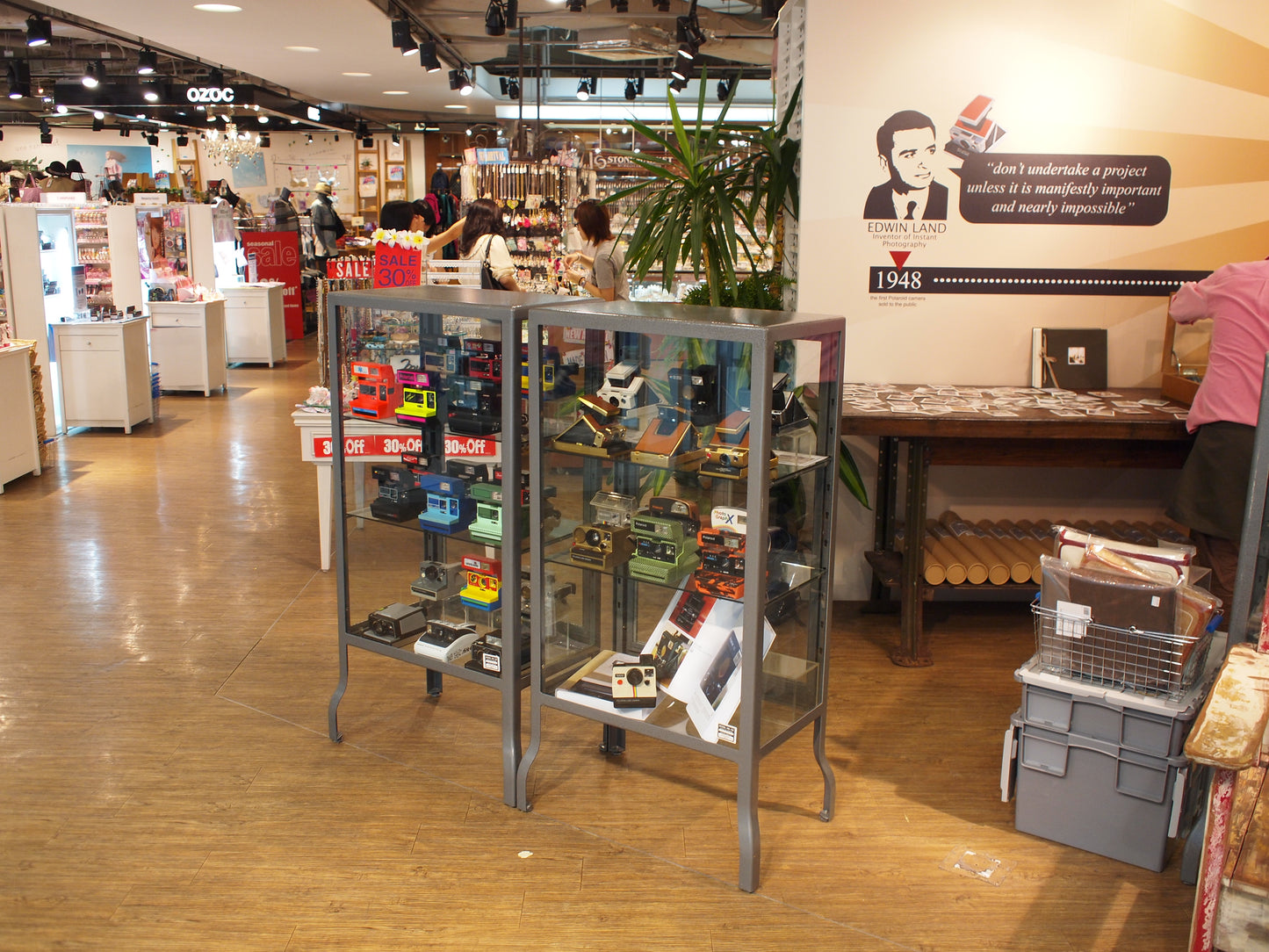 exhibition | 2010 instant reborn - logon HK