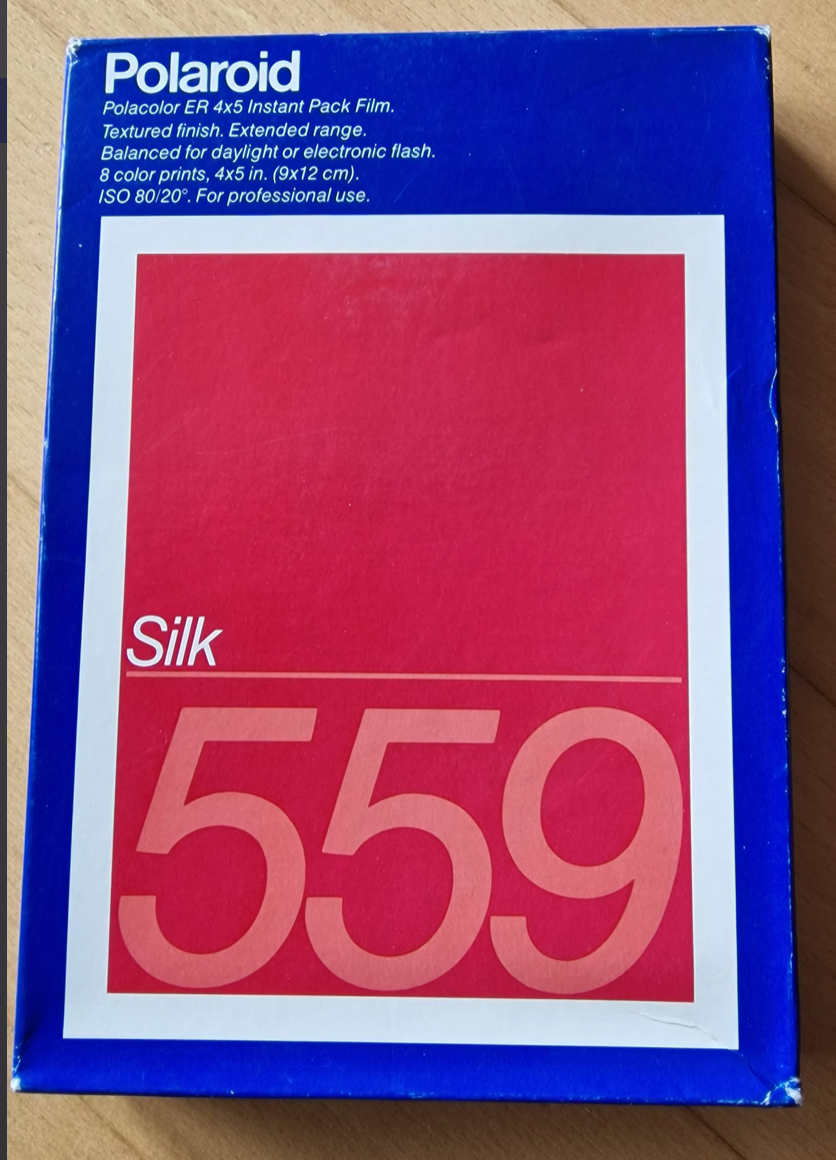 20511 | polaroid 559 silk (01)