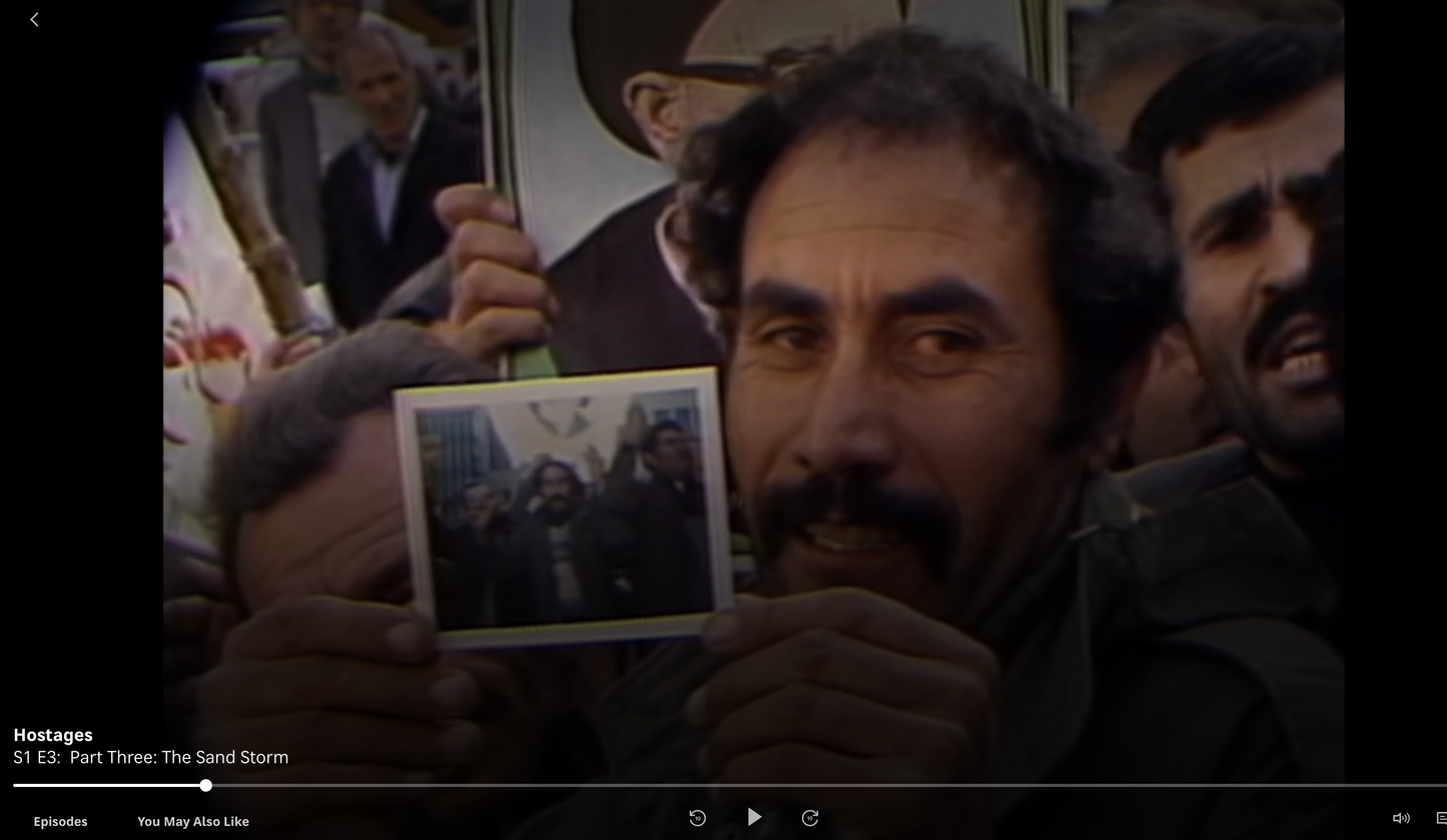 50012｜2022 Hostages 01_docu