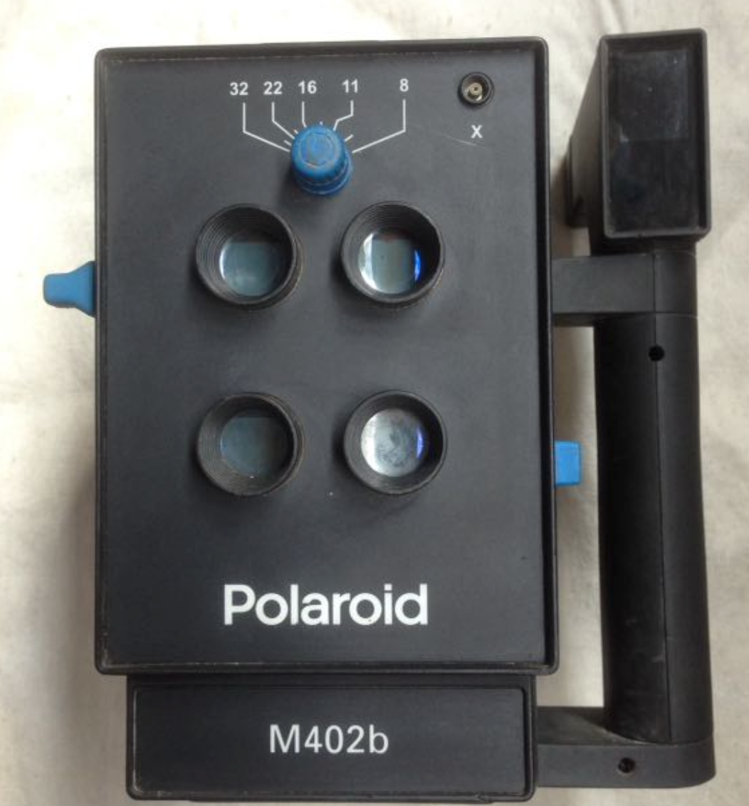 10501 | polaroid M402b