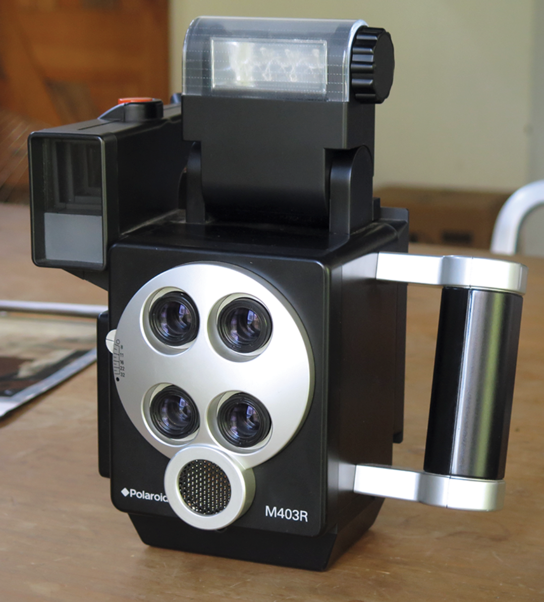10501 | polaroid M403R