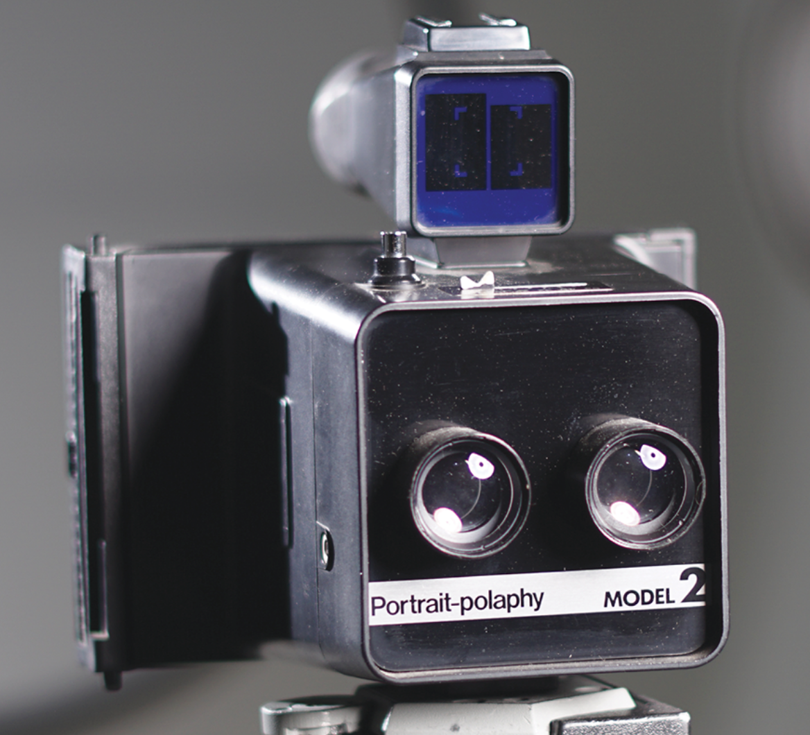 10501 | Portrait-polaphy model 2
