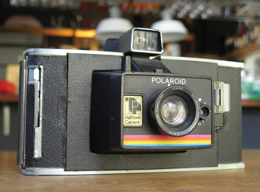 10503 | polaroid halftone camera