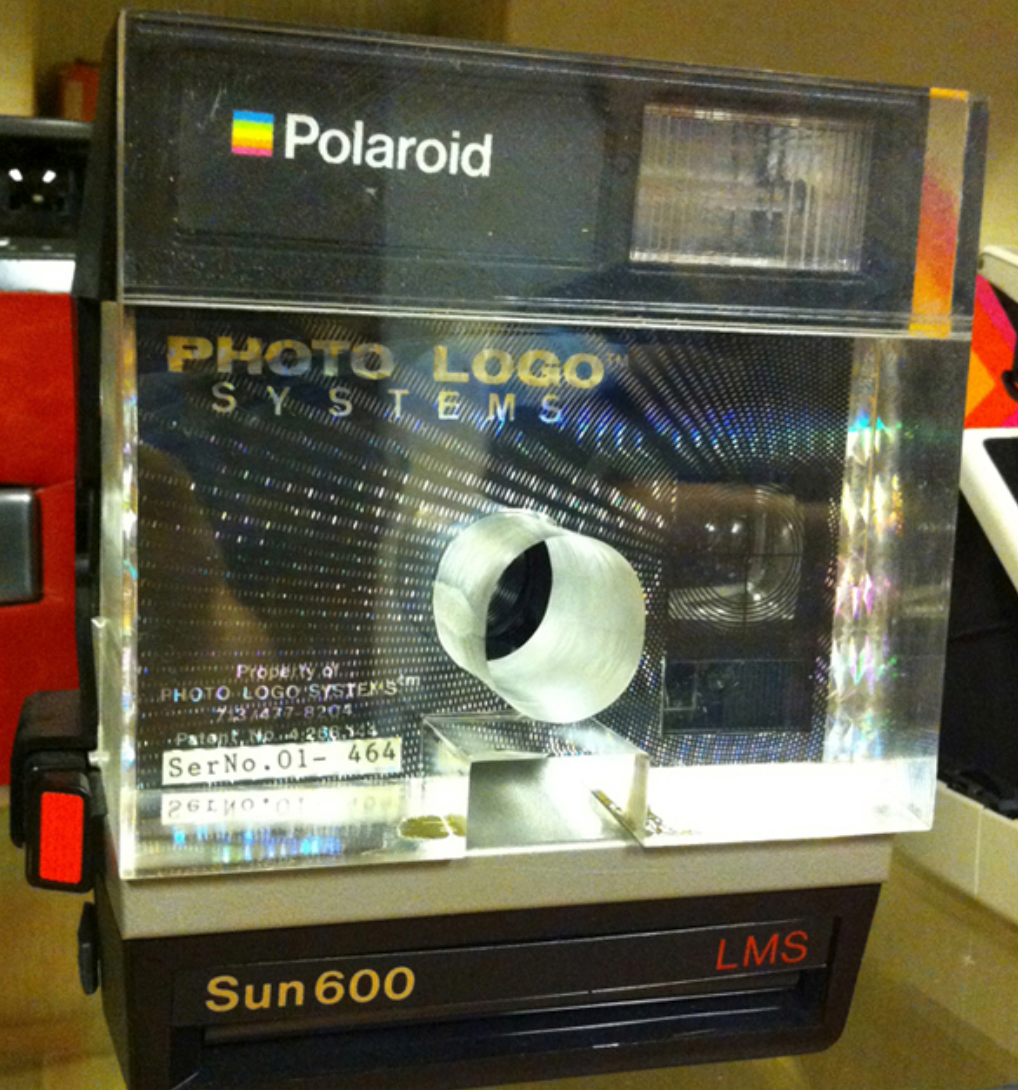 10503 | polaroid photo logo system