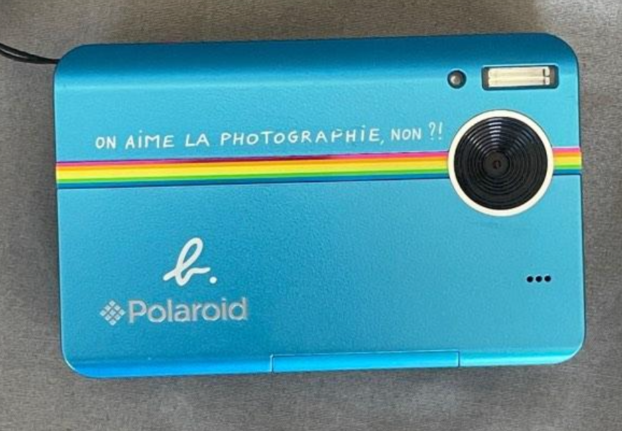 10702 | Polaroid z2300 agnes b
