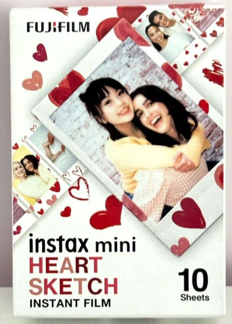 20201 | instax mini heart sketch