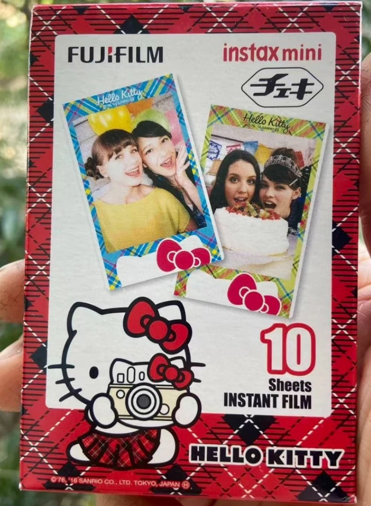 20206 | instax mini hellokitty 009